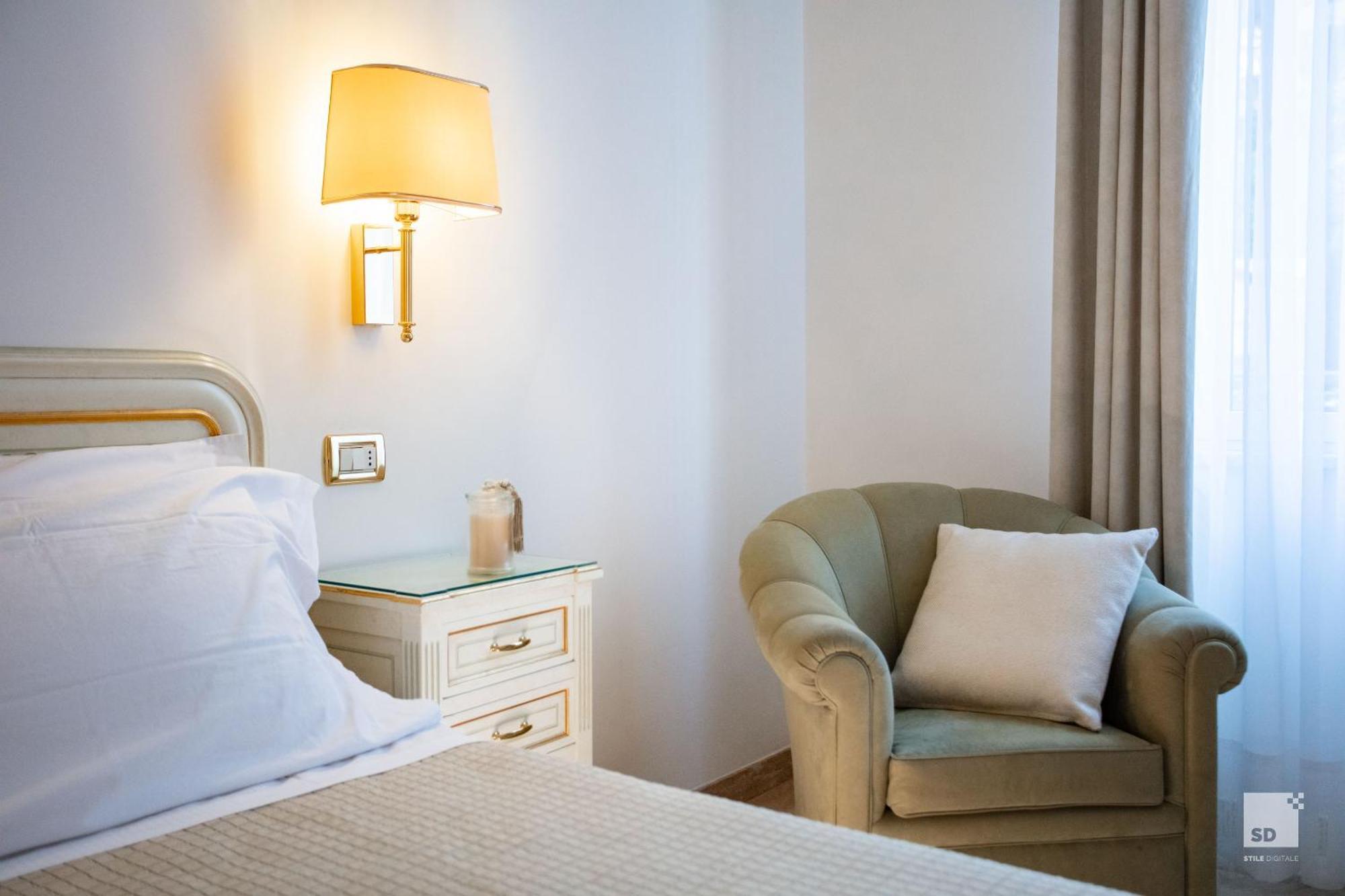 Hotel Villa Elena فاراتسي المظهر الخارجي الصورة